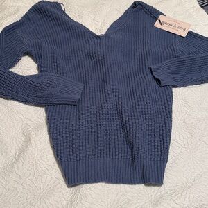 Love Tree Deep Blue V-Neck Sweater